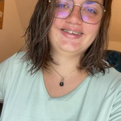 Julie89 Saligny France