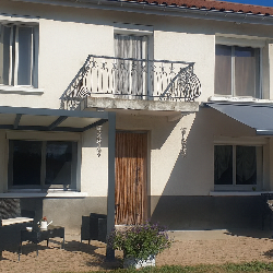 Zaze Poncins France