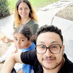 Awad, Home sitter Paris France
