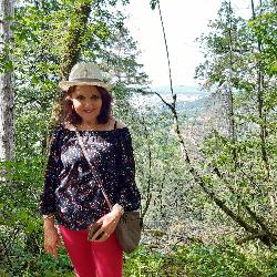 Christine83, Home sitter La Seyne-sur-Mer France