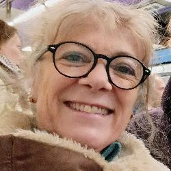 frederique Auzelles France