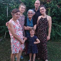 Jskup, Home sitter Montreuil France | 1