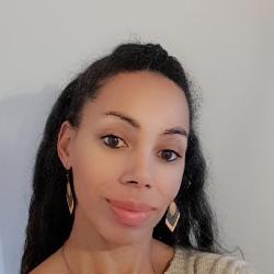 Melinda357, Home sitter Liffré France