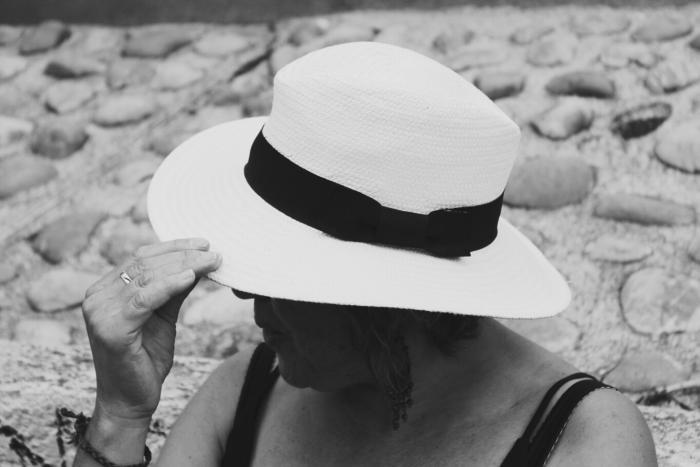 Home sitting Narbonne, France