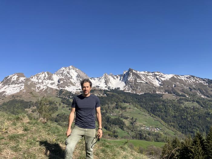 Home sitting Les Clefs, France