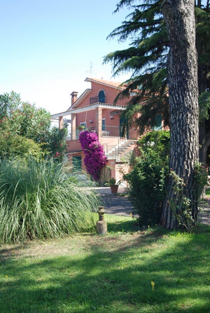 Home sitting Rome, Italy