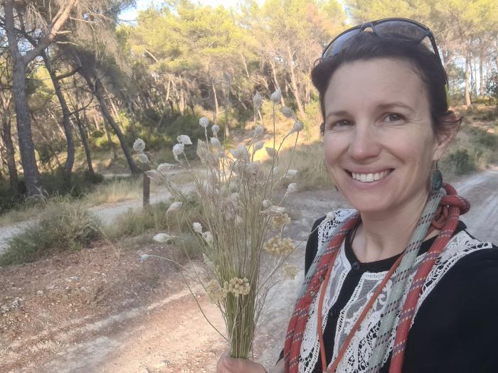 Home sitting Contes, France