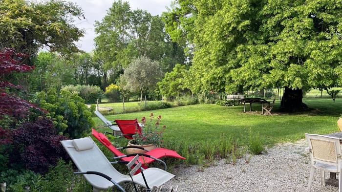 Home sitting La B&acirc;tie-Rolland, France