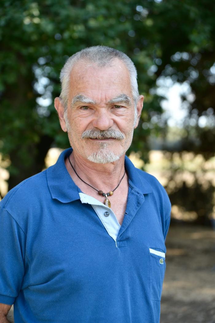 home sitting, France, Mornas