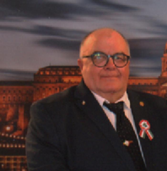 Home sitting Puyloubier, France