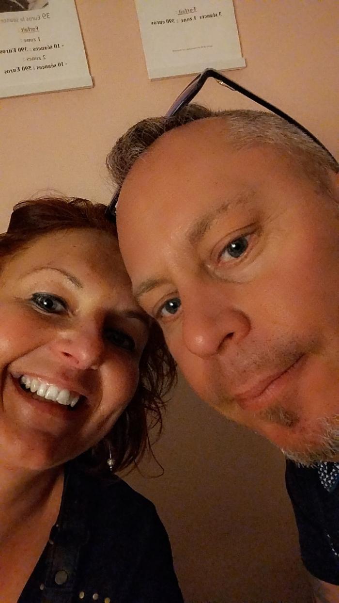 Home sitting Valognes, France