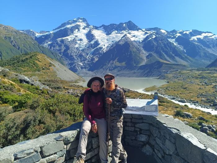 Home sitting Reyn&egrave;s, France