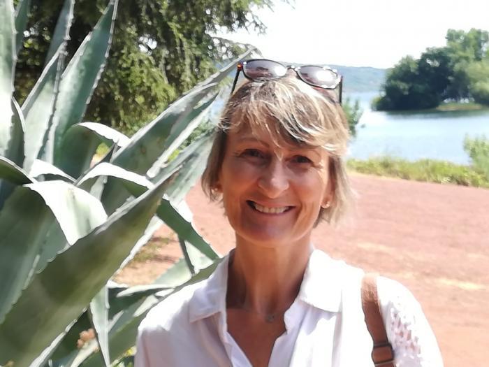 Home sitting Agde, France