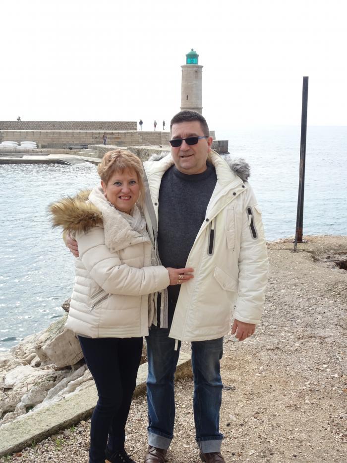 Home sitting La C&ocirc;te-Saint-Andr&eacute;, France