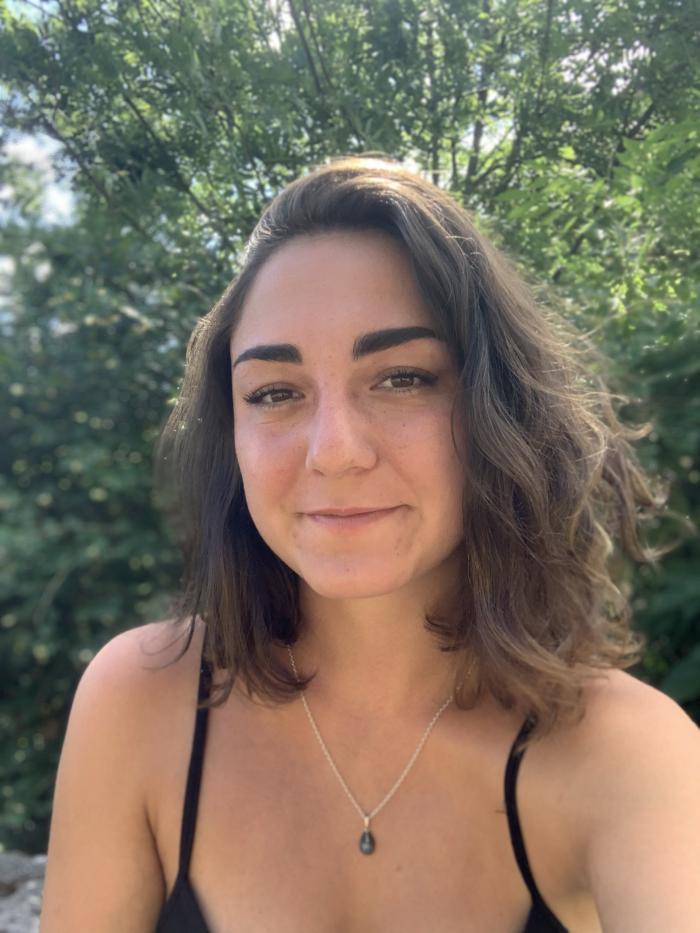 Home sitting Thurins, France