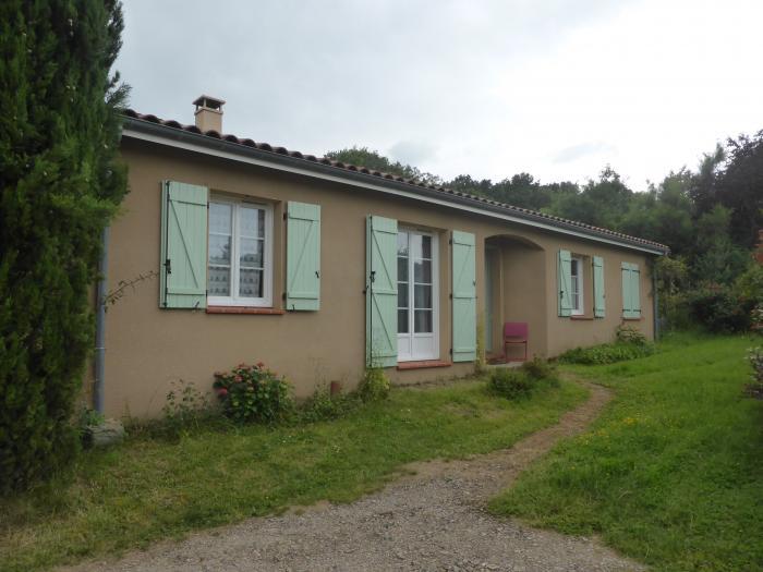 Home sitting Rabastens, France