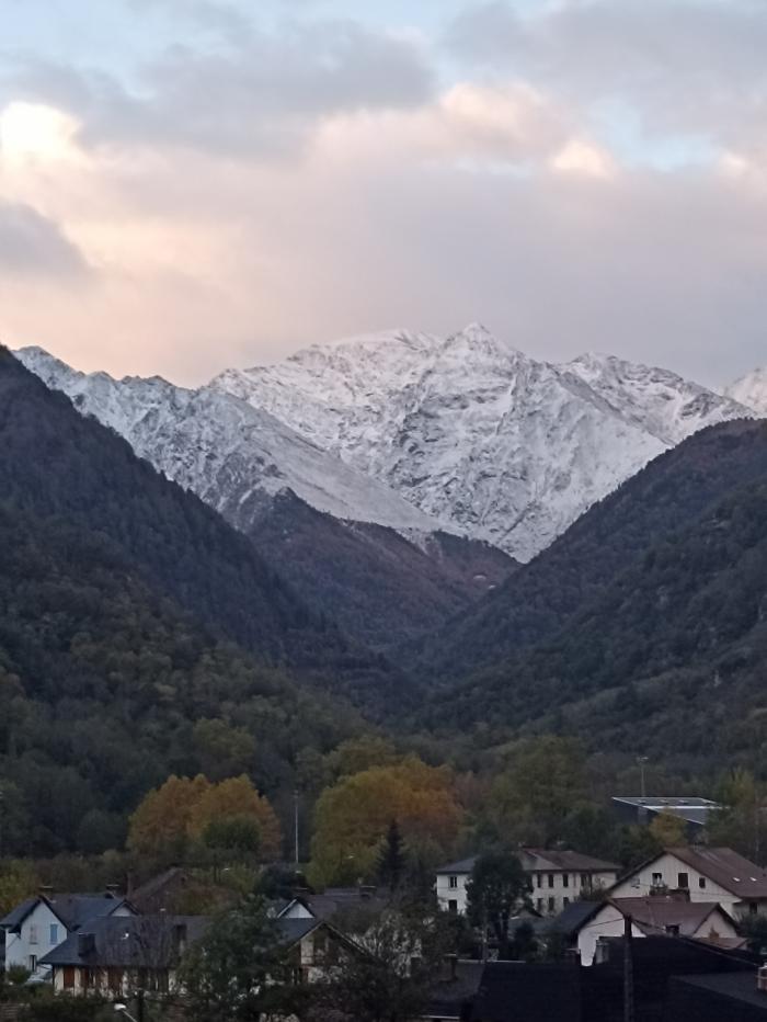 Home sitting Auzat, France