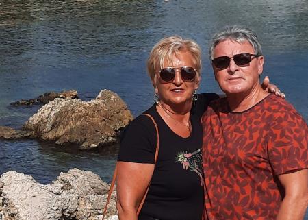 Home sitting Neulliac, France