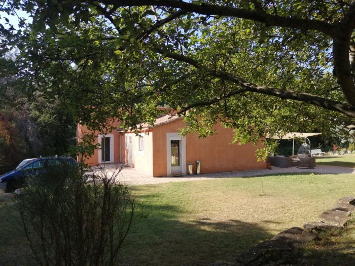 Home sitting Peynier, France