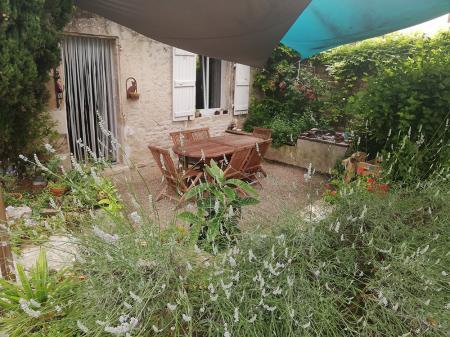 home sitting, France, Fontenille-Saint-Martin-dEntraigues