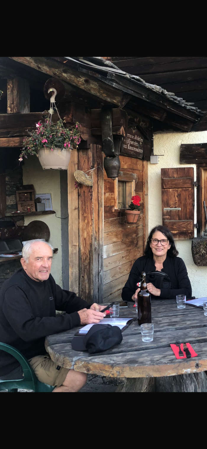 home sitting, France, Charentilly