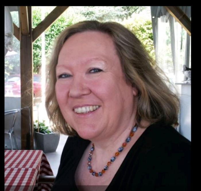 Home sitting Vaux-le-P&eacute;nil, France