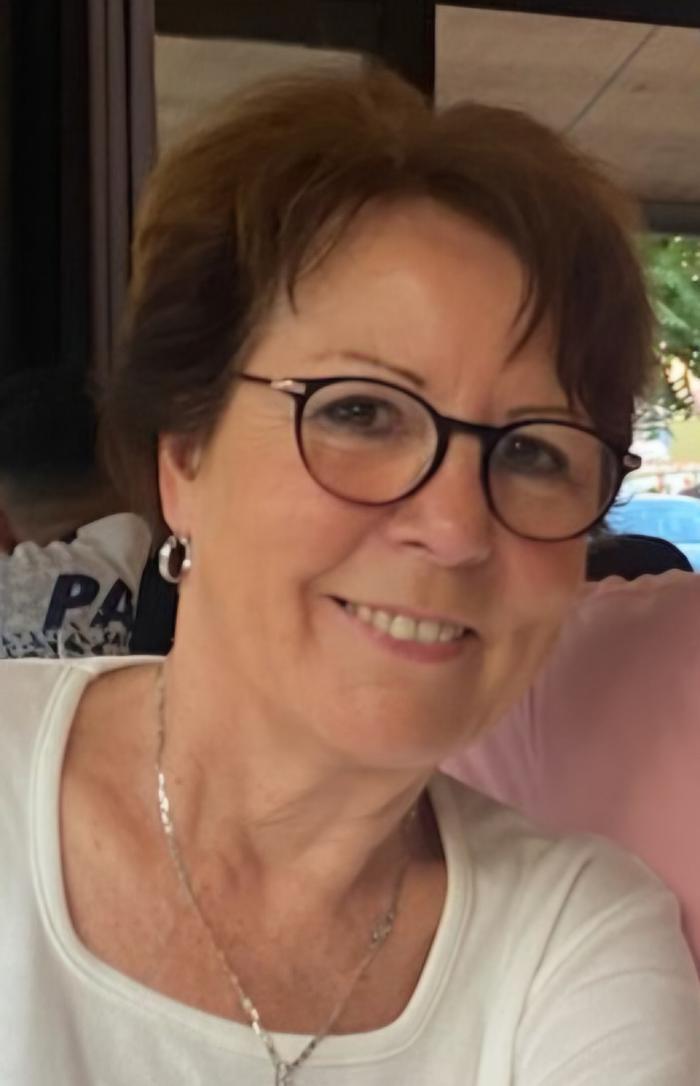 Home sitting &OElig;ting, France