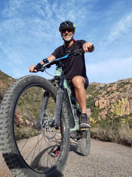 Home sitting Valence, France