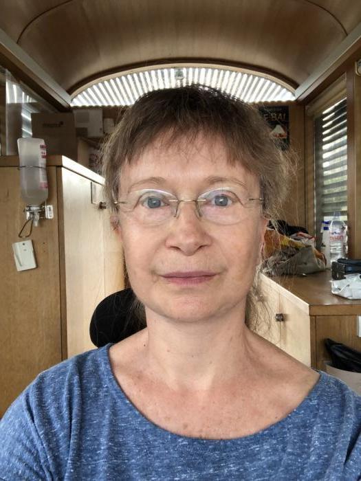 Home sitting Saint-Maurice-sur-Huisne, France