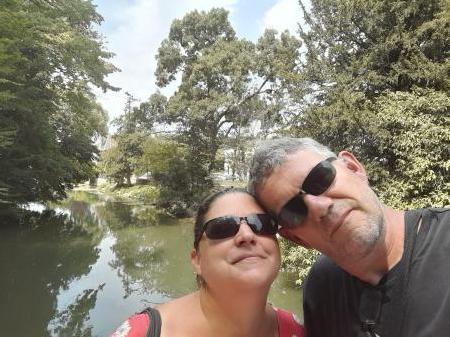 Home sitting Saintes, France