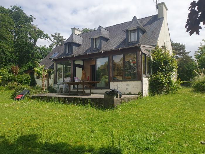 home sitting, France, Clohars-Fouesnant